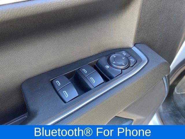 Chevrolet Silverado 1500 LT Crew Cab 4WD 2025