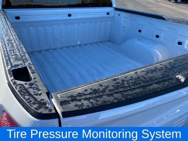 Chevrolet Silverado 1500 LT Crew Cab 4WD 2025