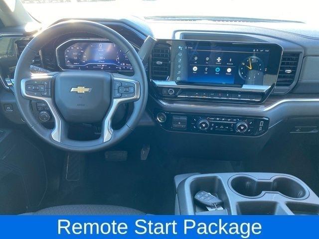 Chevrolet Silverado 1500 LT Crew Cab 4WD 2025