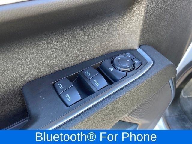 Chevrolet Silverado 1500 LT Crew Cab 4WD 2025