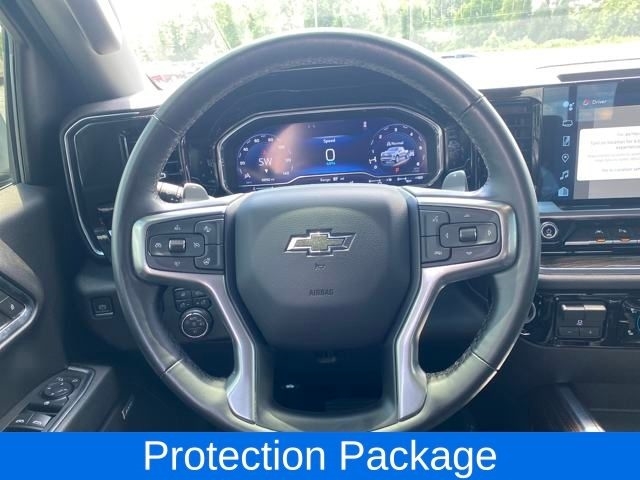 Chevrolet Silverado 1500 RST Crew Cab 4WD 2024