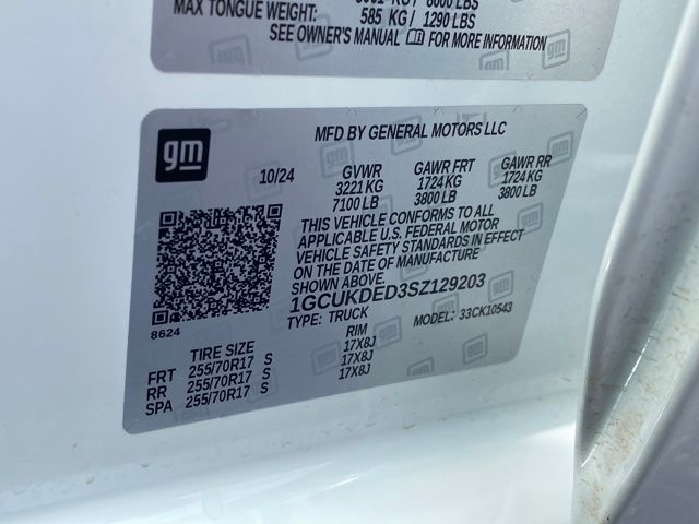 Chevrolet Silverado 1500 LT Crew Cab 4WD 2025