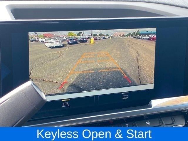 Chevrolet Silverado 1500 LT Crew Cab 4WD 2025