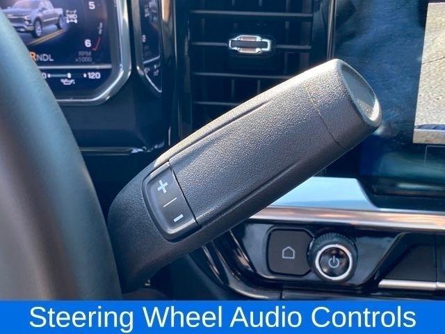 Chevrolet Silverado 1500 LT Crew Cab 4WD 2025