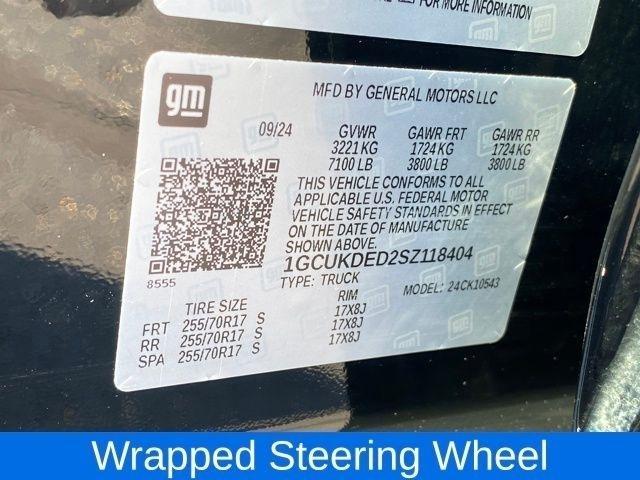 Chevrolet Silverado 1500 LT Crew Cab 4WD 2025