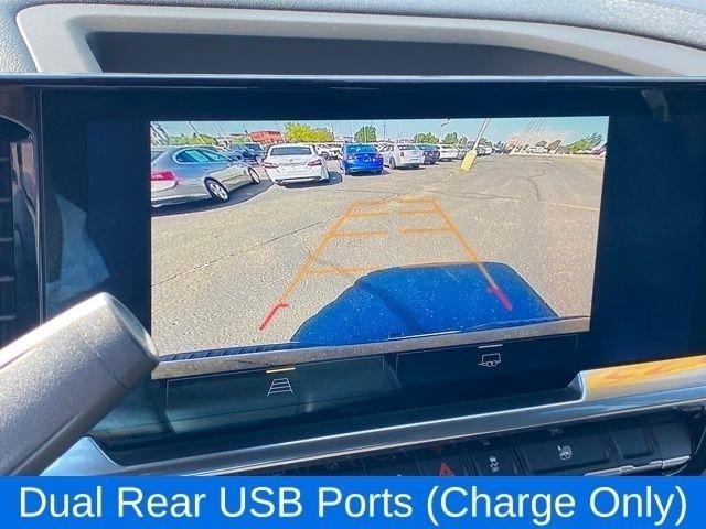 Chevrolet Silverado 1500 LT Crew Cab 4WD 2025