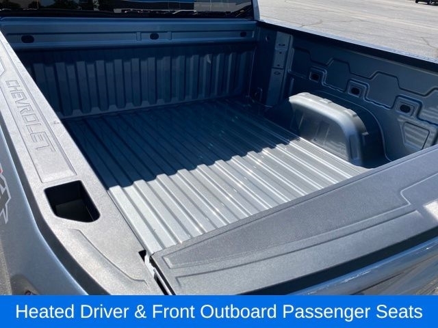 Chevrolet Silverado 1500 LT Crew Cab 4WD 2025