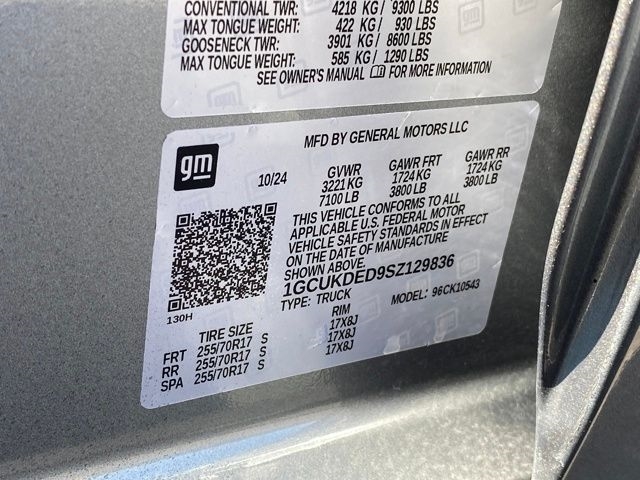 Chevrolet Silverado 1500 LT Crew Cab 4WD 2025