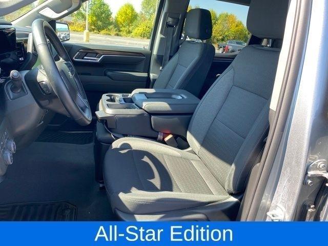 Chevrolet Silverado 1500 LT Crew Cab 4WD 2025