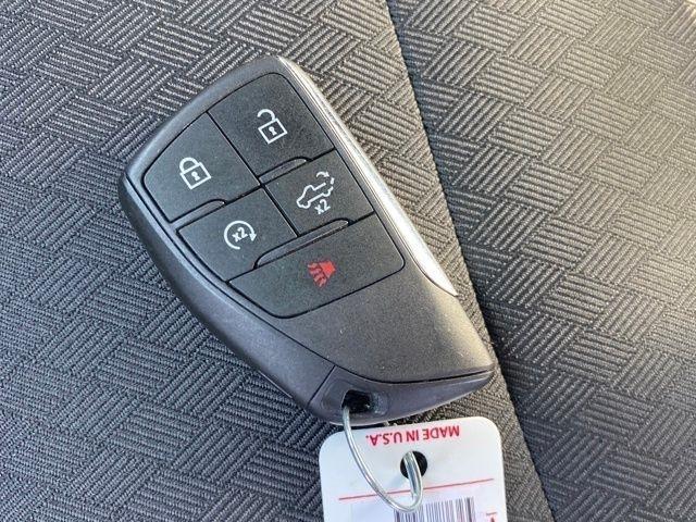 Chevrolet Silverado 1500 LT Crew Cab 4WD 2025