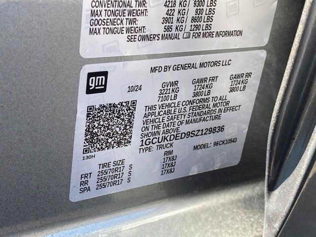 Chevrolet Silverado 1500 LT Crew Cab 4WD 2025