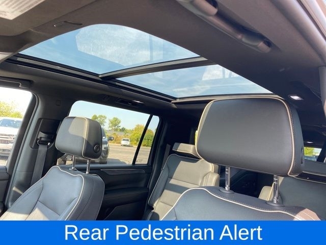 GMC Yukon XL SLT 4WD 2023