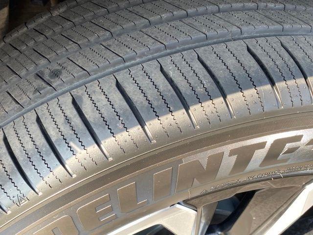 GMC Yukon XL SLT 4WD 2023