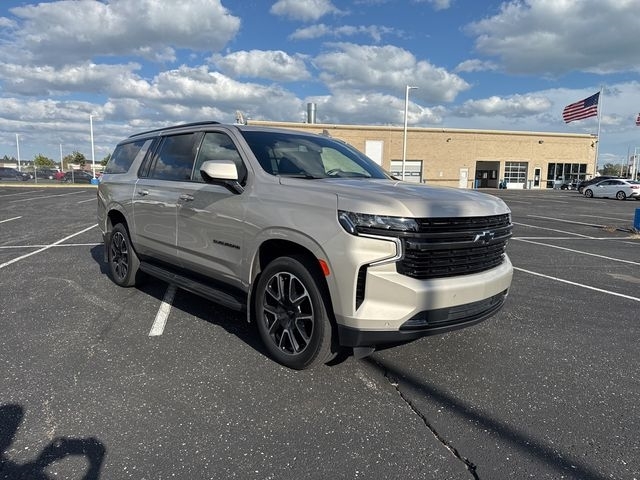 Chevrolet Suburban RST 4WD 2022