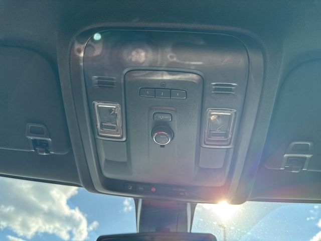 Chevrolet Suburban RST 4WD 2022