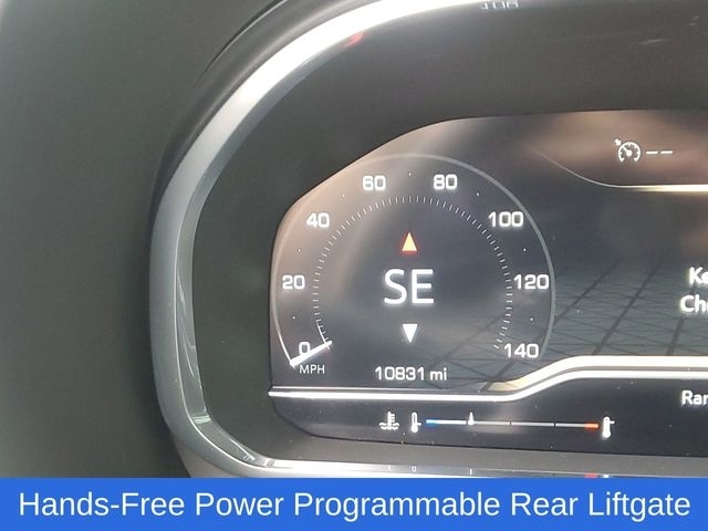 GMC Yukon Denali 4WD 2023