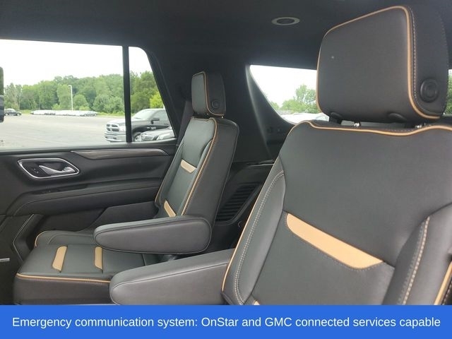 GMC Yukon Denali 4WD 2023