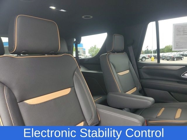 GMC Yukon Denali 4WD 2023