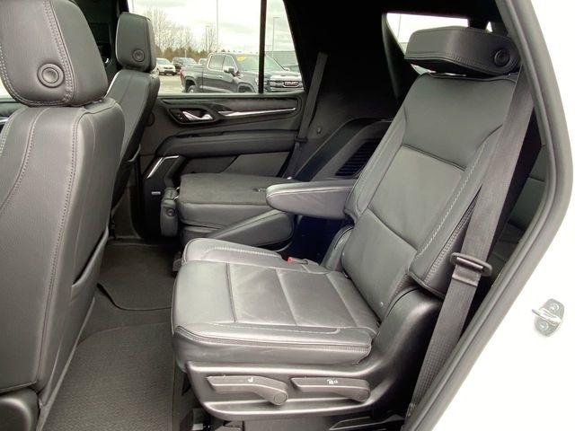 GMC Yukon Denali 4WD 2024