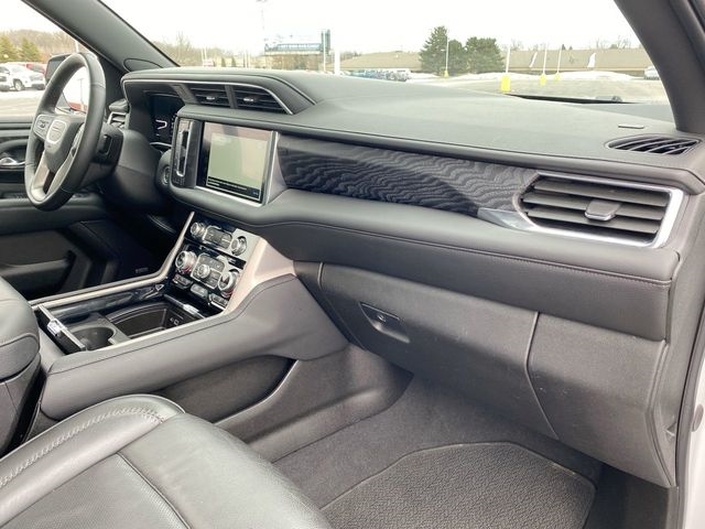 GMC Yukon Denali 4WD 2024