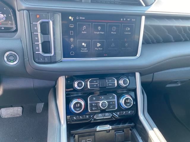 GMC Yukon Denali 4WD 2024