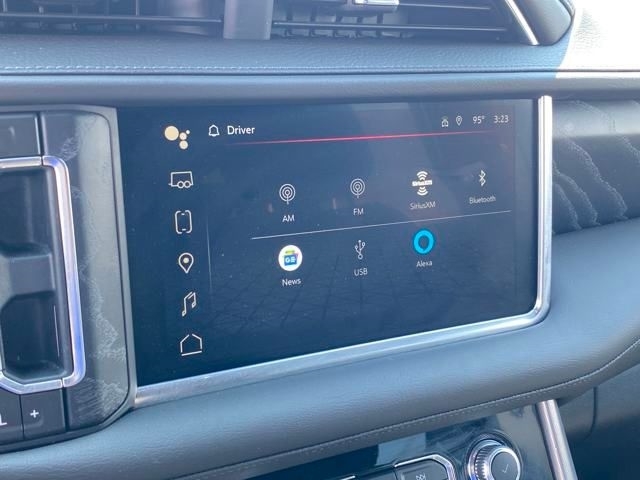 GMC Yukon Denali 4WD 2024