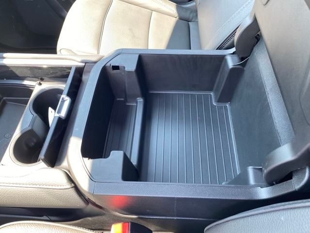 GMC Yukon Denali 4WD 2024