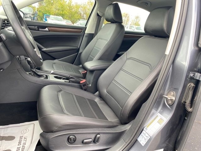 Volkswagen Passat Highline 2022