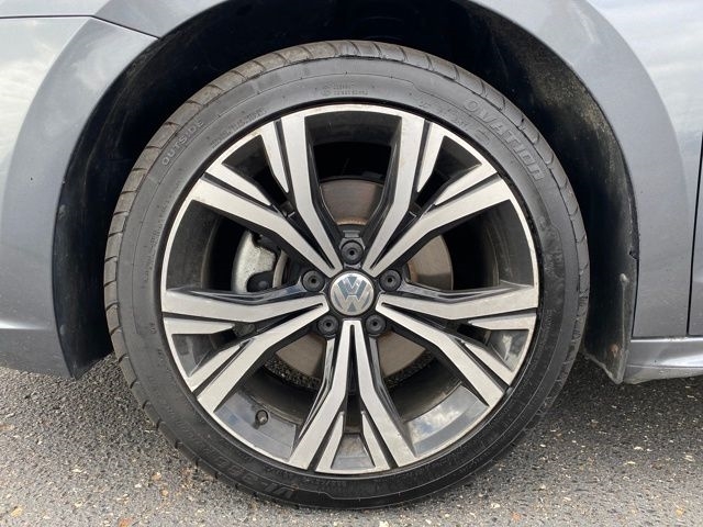 Volkswagen Passat Highline 2022