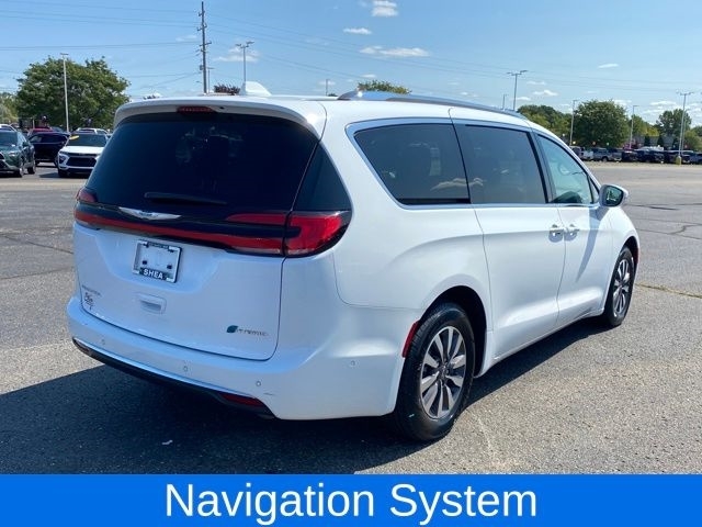 Chrysler Pacifica Hybrid Touring L 2021