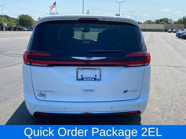 Chrysler Pacifica Hybrid Touring L 2021