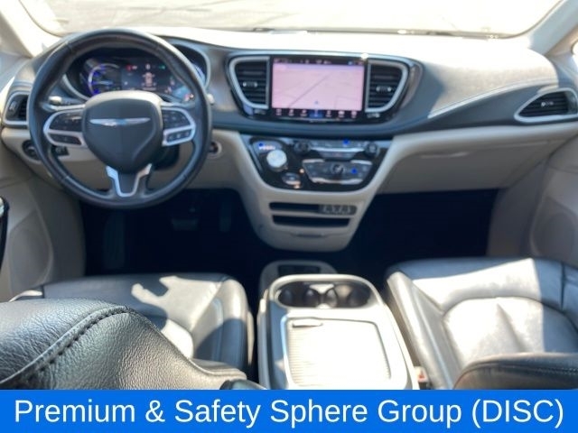 Chrysler Pacifica Hybrid Touring L 2021