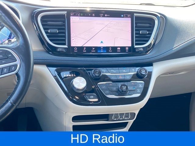 Chrysler Pacifica Hybrid Touring L 2021