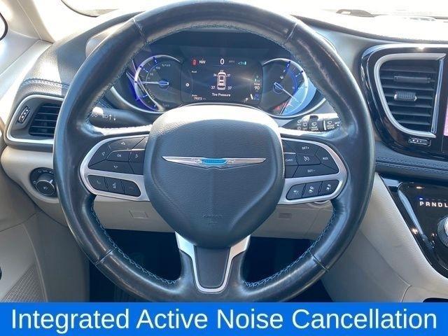 Chrysler Pacifica Hybrid Touring L 2021