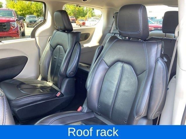 Chrysler Pacifica Hybrid Touring L 2021