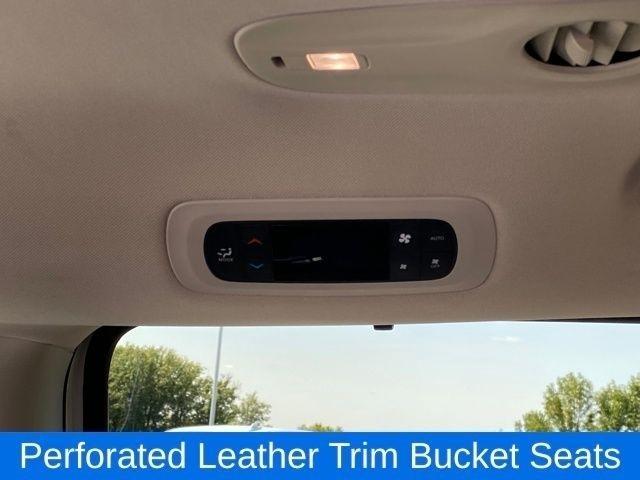 Chrysler Pacifica Hybrid Touring L 2021