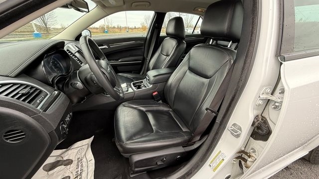 Chrysler 300 Touring L 2022