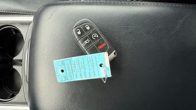 Chrysler 300 Touring L 2022