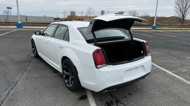 Chrysler 300 Touring L 2022