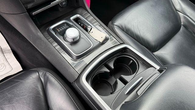 Chrysler 300 Touring L 2022