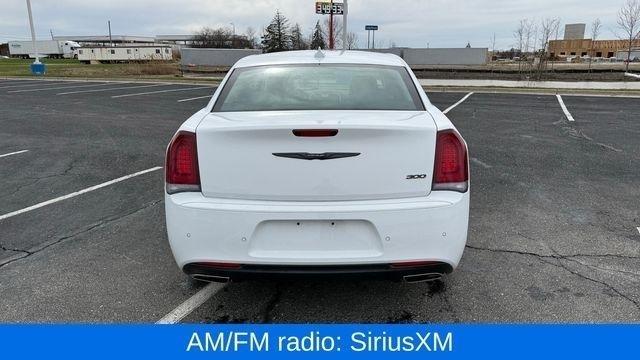 Chrysler 300 Touring L 2022