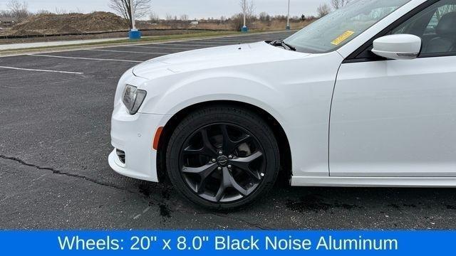 Chrysler 300 Touring L 2022