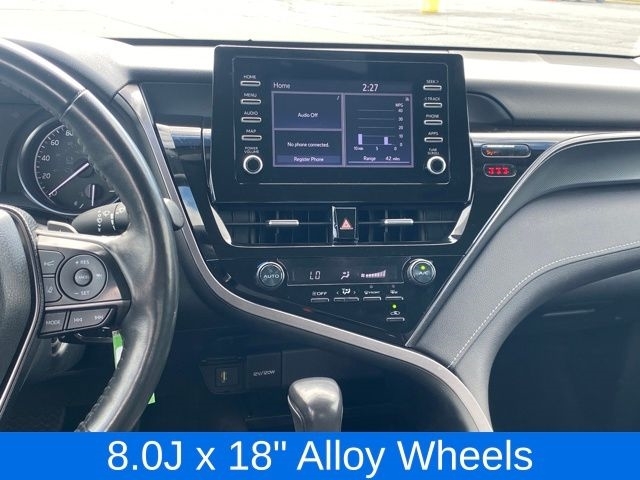 Toyota Camry SE 2023