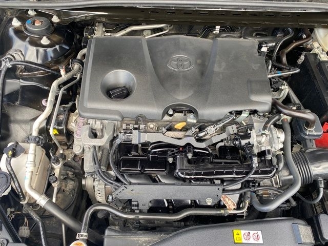 Toyota Camry SE 2023