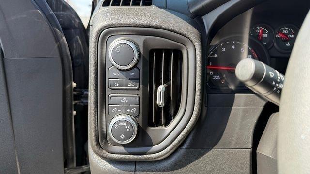 GMC Sierra 1500 Base Crew Cab Long Box 4WD 2020