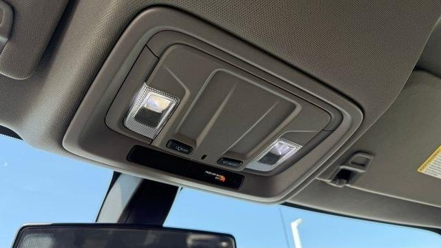 GMC Sierra 1500 Base Crew Cab Long Box 4WD 2020