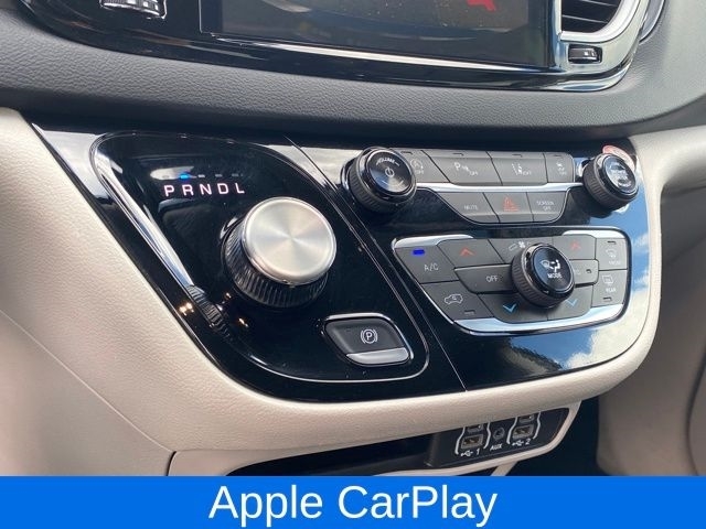 Chrysler Pacifica Touring L 2024