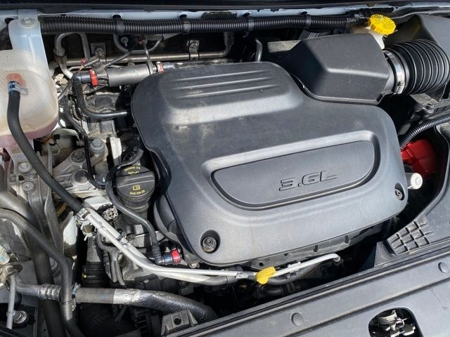 Chrysler Pacifica Touring L 2024