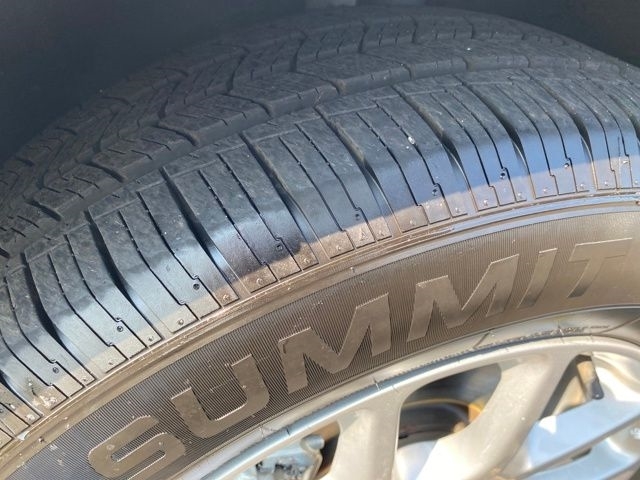 Chrysler Pacifica Touring L 2024