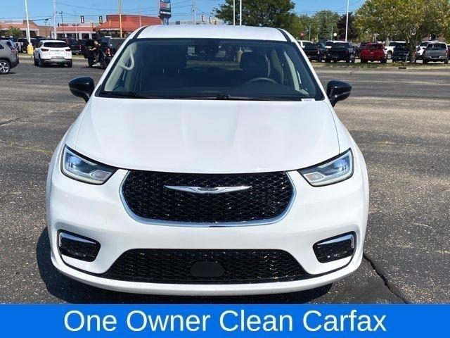 Chrysler Pacifica Touring L 2024